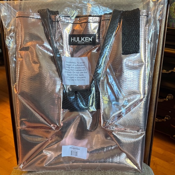 Hulken Medium Rolling Tote Bag with Zip Top & Button Closure - Picture 3 of 8